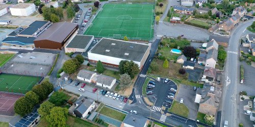 Arrêté fermeture temporaire terrains de football
