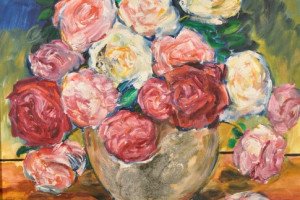 Composition de roses au vase boule