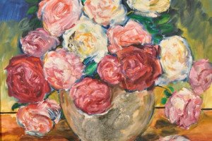 Composition de roses au vase boule